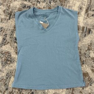 NWT Blue Sleeveless/Muscle Tee V-Neck Women's Top - Small
